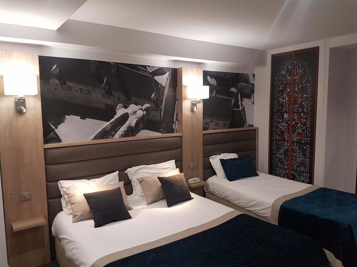 Logis - Le Christina Hotel Bourges Exterior foto